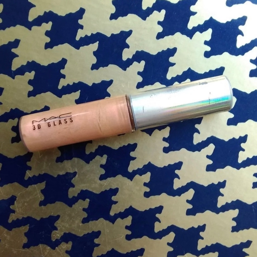 3D lipglass in shade ENERGY